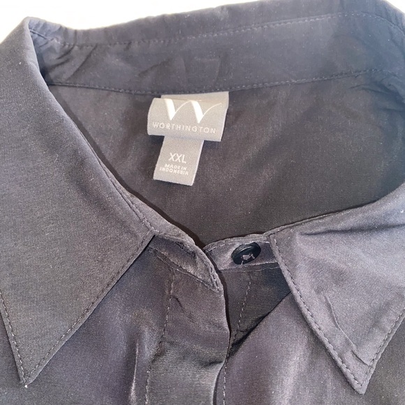 ⭐️ 5/$25 ⭐️ Worthington Sleeveless Blouse - Picture 2 of 7